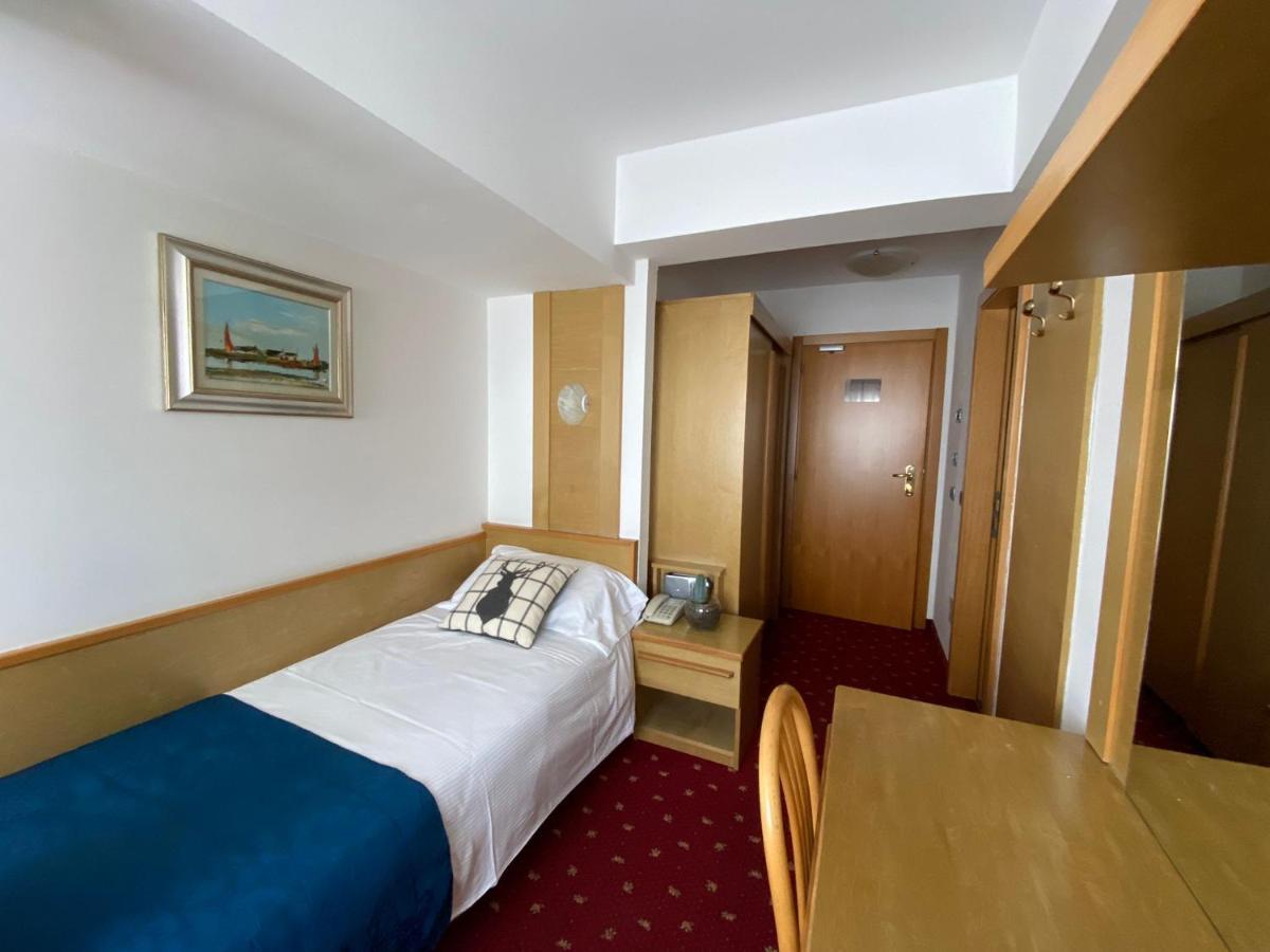 Grand Hotel Miramonti ปัสโซเดลโตนาเล ห้อง รูปภาพ