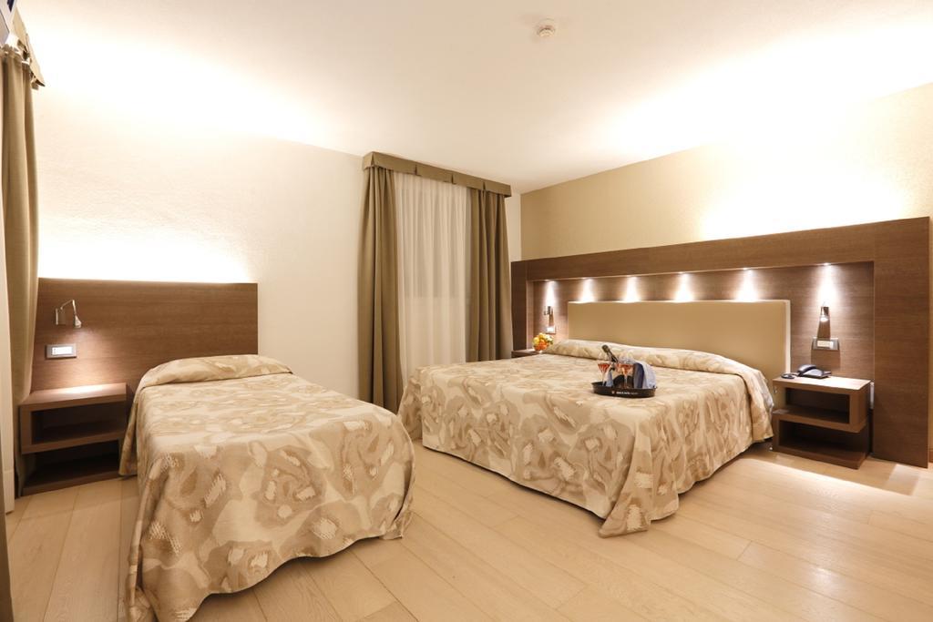 Grand Hotel Miramonti ปัสโซเดลโตนาเล ภายนอก รูปภาพ